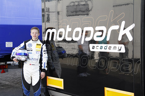 Kean Kristensen kører for Motopark Academy.